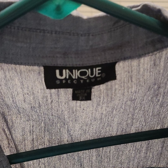 Top - Picture 3 of 3